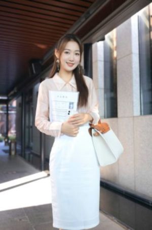 美丽的他电影剧场版_HD免费全集观看