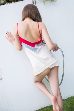 《居巨人族的新娘》_720免费高清观看