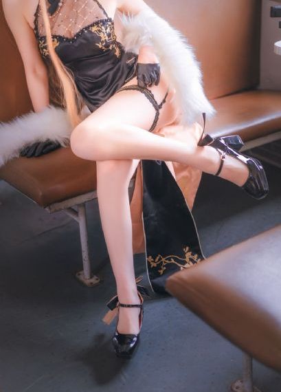 蜜桃 影视_720高清迅雷在线观看