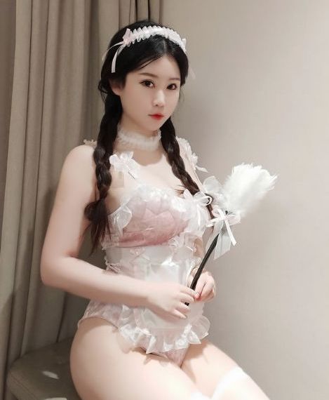 办公室里的激情hd_720高清视频播放