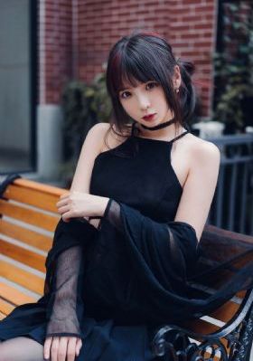 女人自摸视频_720神马影院手机在线