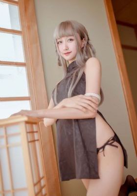 女王蜂游戏_1080免费在线播放